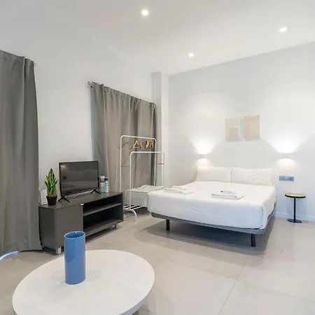 Vlc Host - Bellvis Apartament *