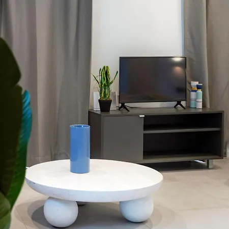 Vlc Host - Bellvis Apartment *