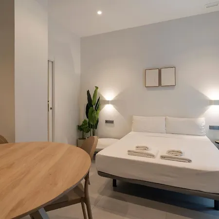 Vlc Host - Bellvis Apartament *