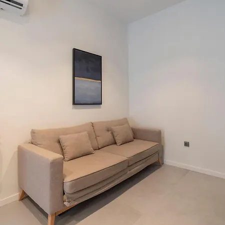 Vlc Host - Bellvis Apartament