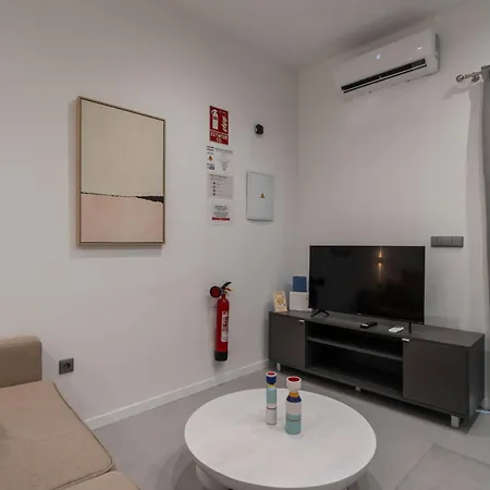 Vlc Host - Bellvis Apartament