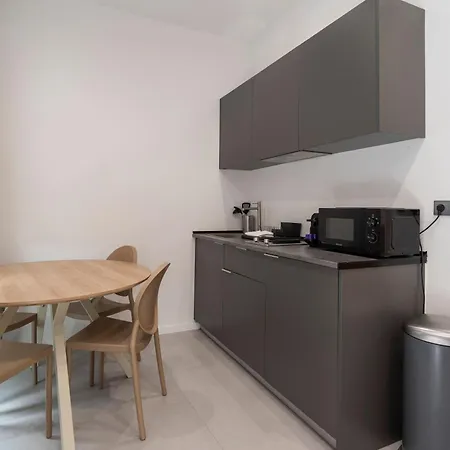 Vlc Host - Bellvis Apartament