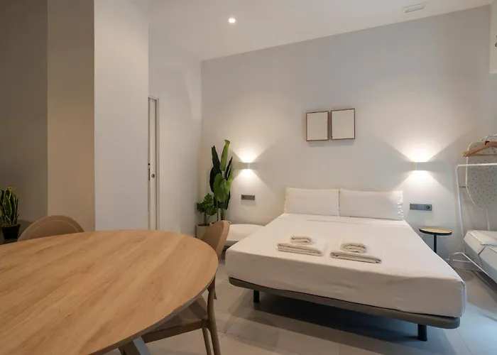 Vlc Host - Bellvis Apartman *